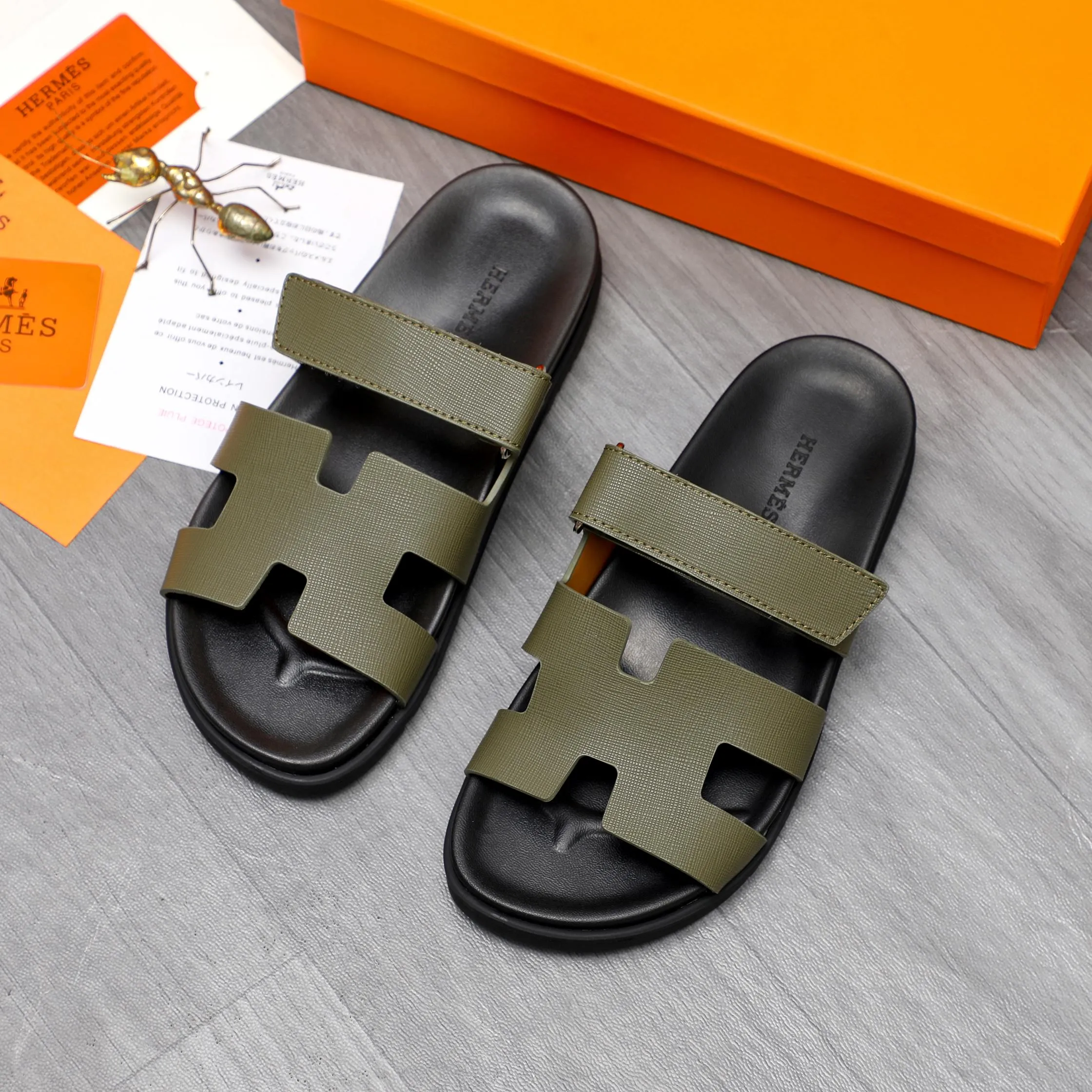 Men's shoes 💰340 Product trademark: Hermes "Hermes" Couple's slippers Regular size: 36-46 Product material: Selected vertical grain cowhide upper, microfiber lining, original outsole